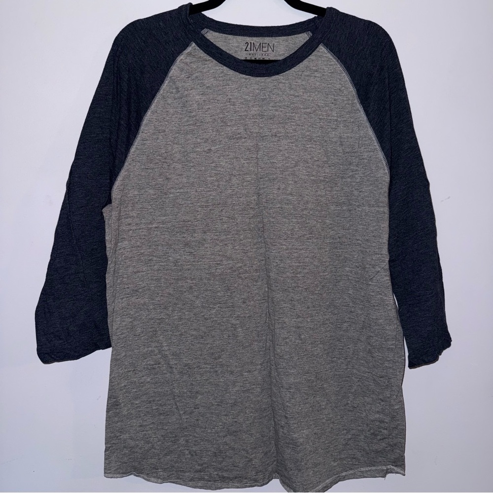 21 Men size XL quarter length sleeve shirt gray blue
